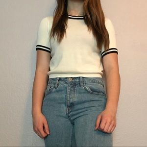 Brandy Melville cropped sweater T-shirt